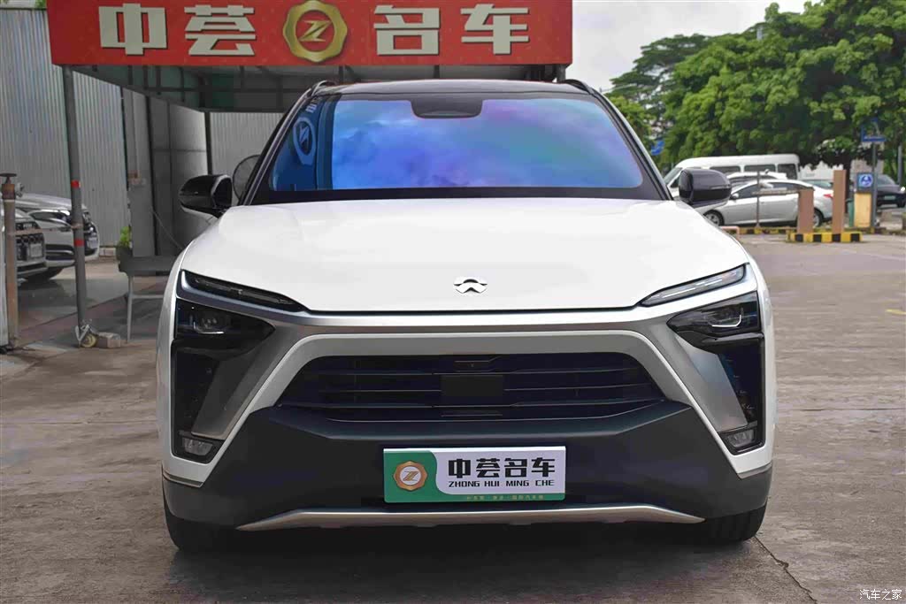 NIO ES8, 2021 3
