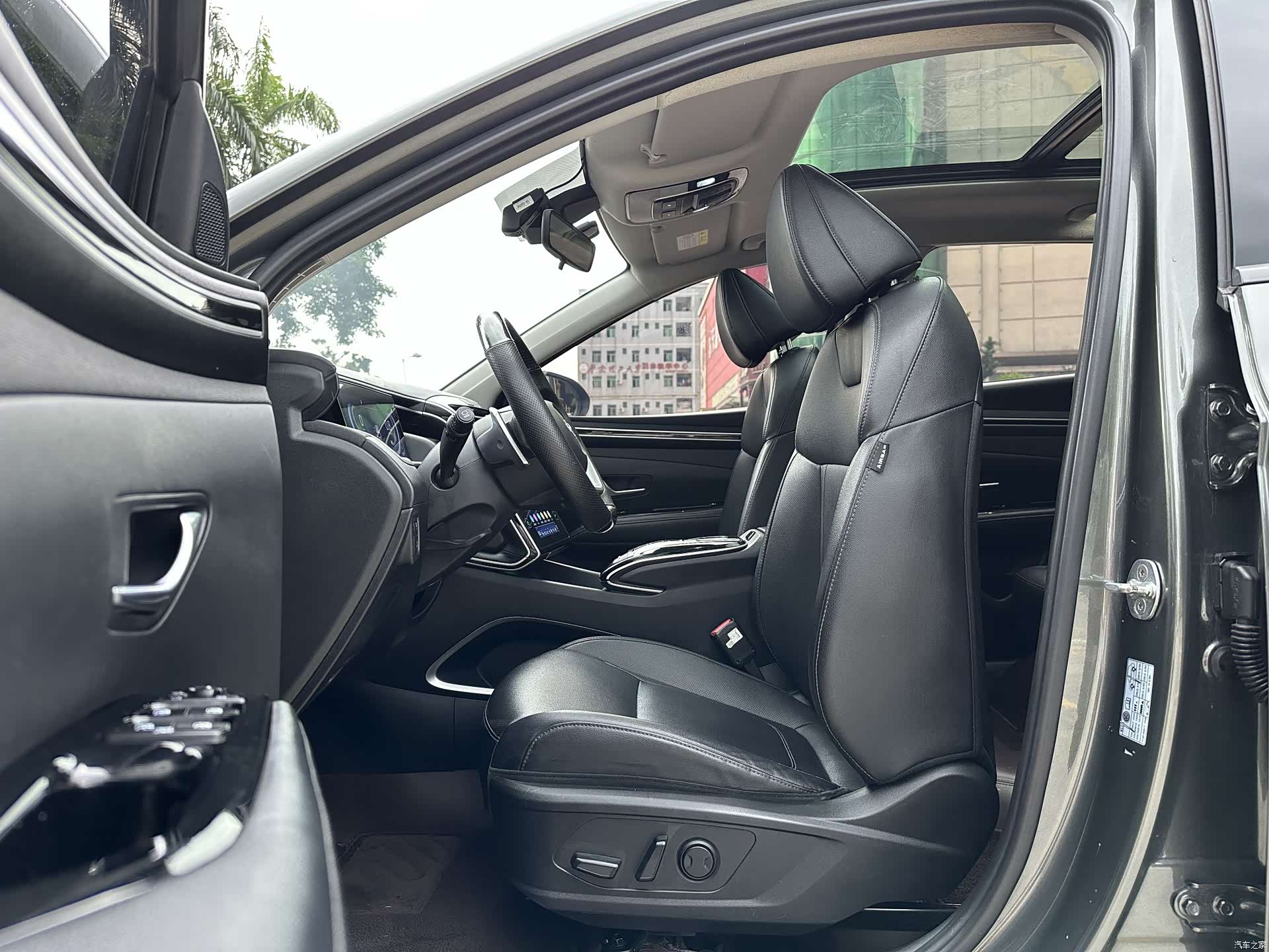 Hyundai Tucson L, 2023 11