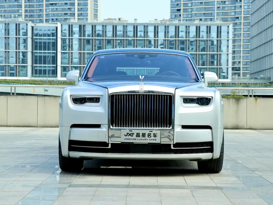 Rolls-Royce Phantom