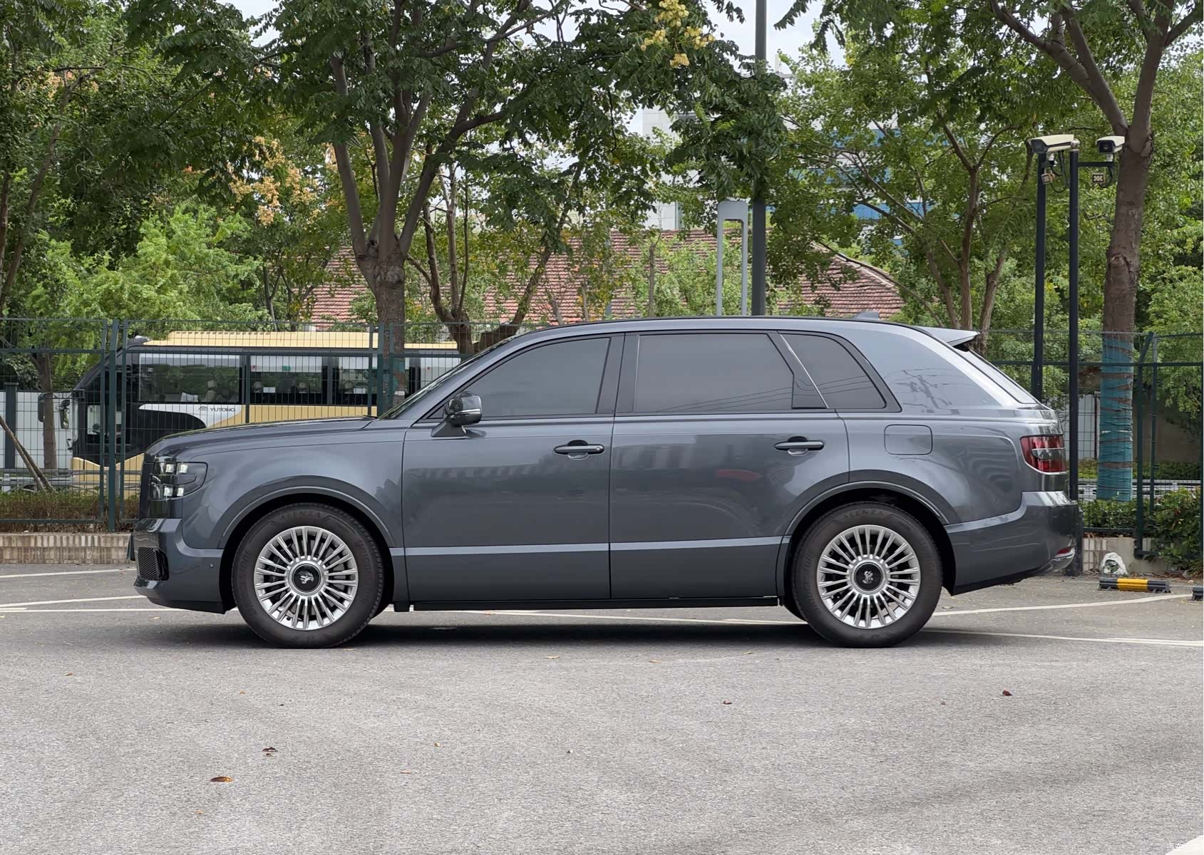 Toyota Century, 2024 6