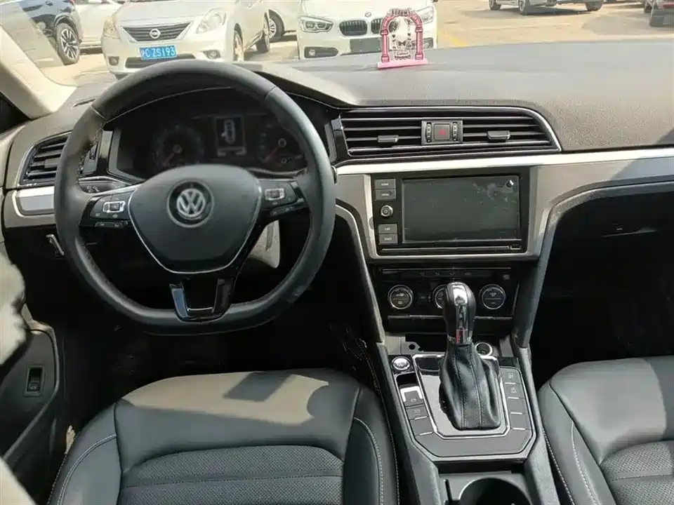 Volkswagen Lingdu