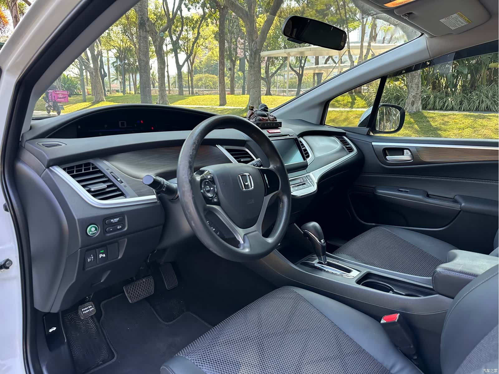 Honda Jade, 2014 16