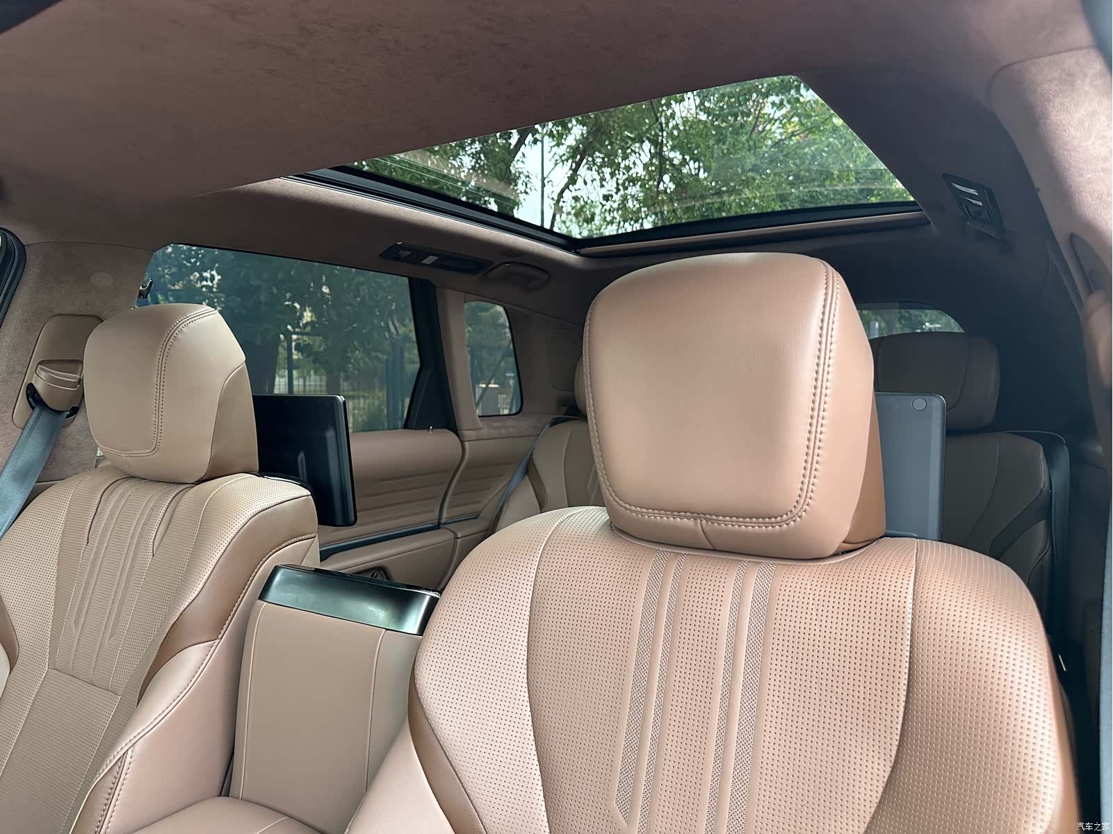 Toyota Century, 2024 33