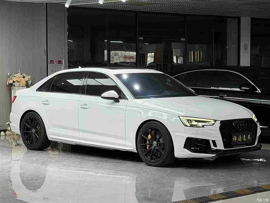 Audi A4L, 2019 3