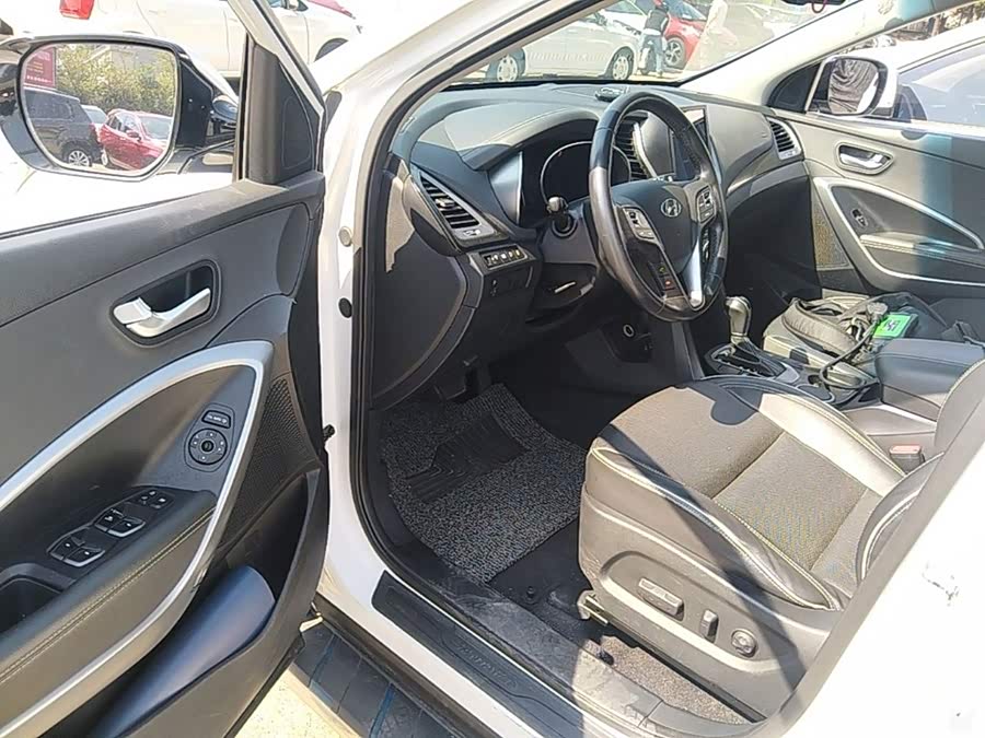 Hyundai Santa Fe 2018, фото 11