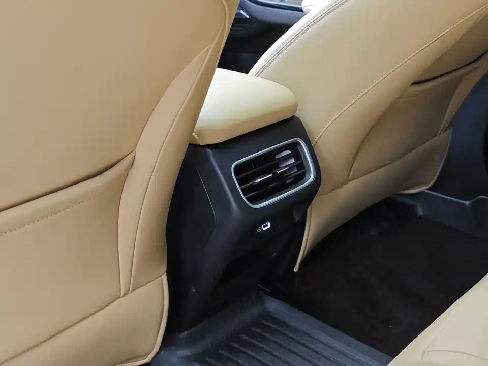 Geely Galaxy Galaxy L6