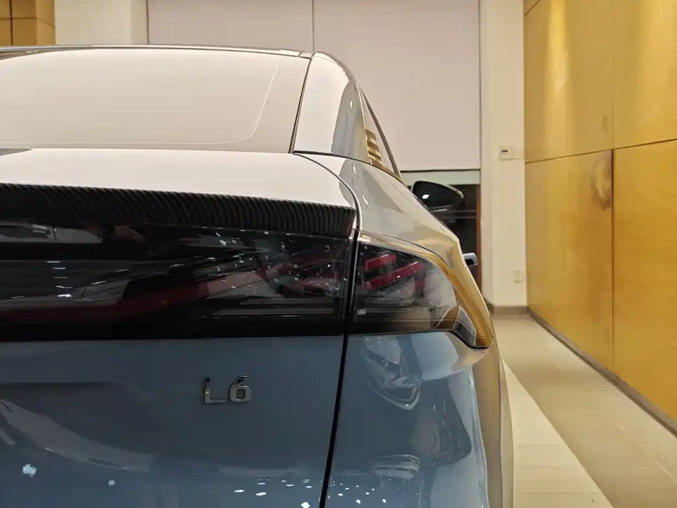 Geely Galaxy Galaxy L6