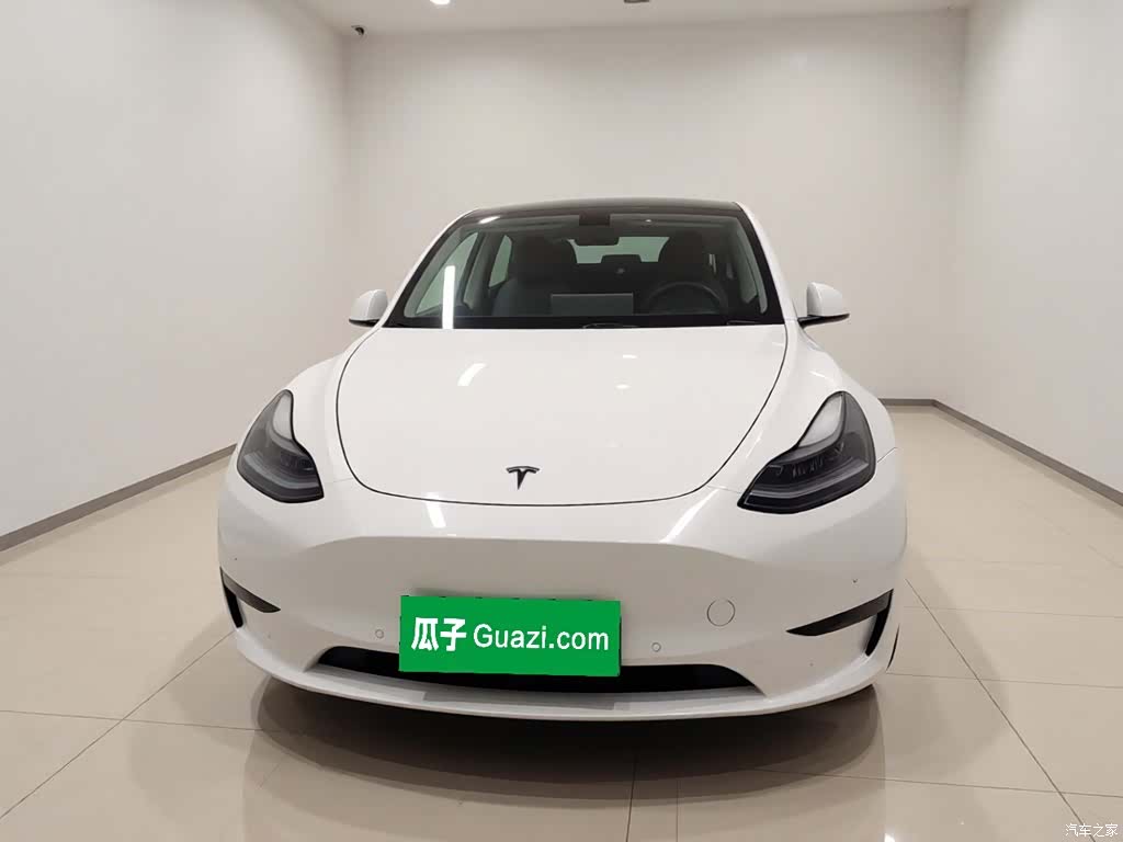 Tesla Model Y, 2021 2