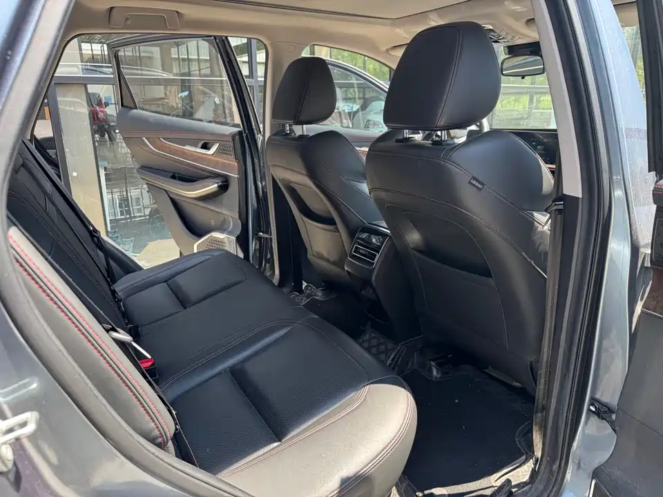 Exeed Chasing the wind