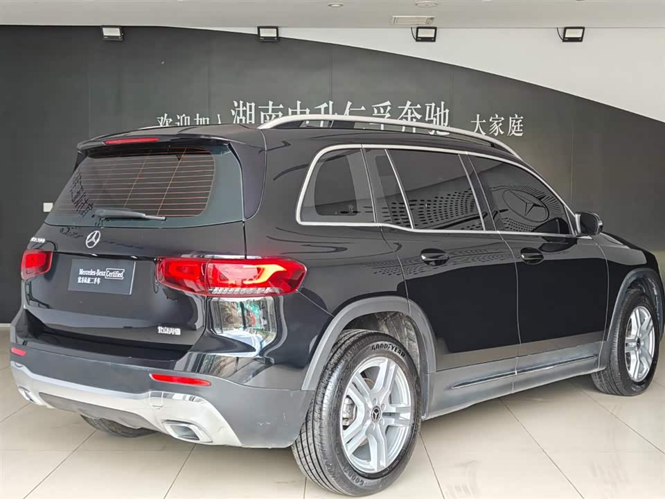 Mercedes-Benz GLB Mercedes-Benz GLB