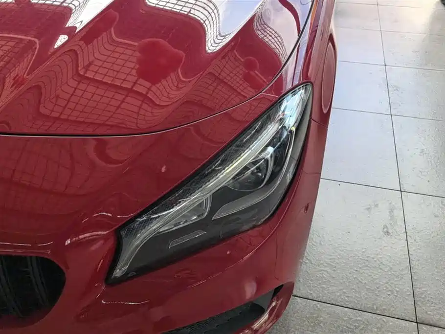Mercedes-Benz CLA Mercedes-Benz CLA
