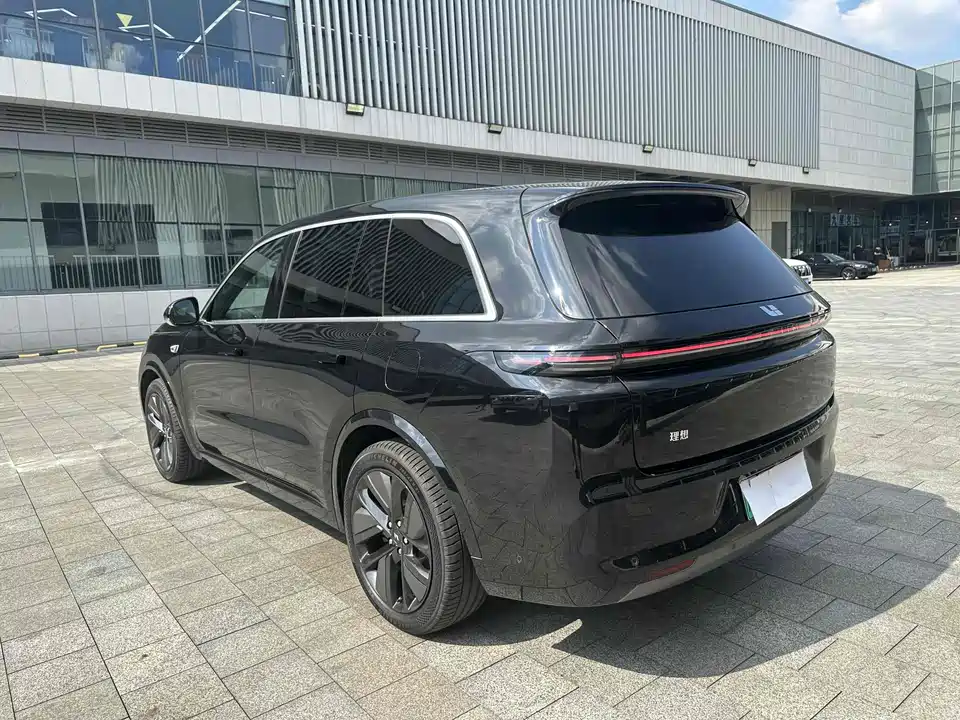 Li Auto Ideal L8