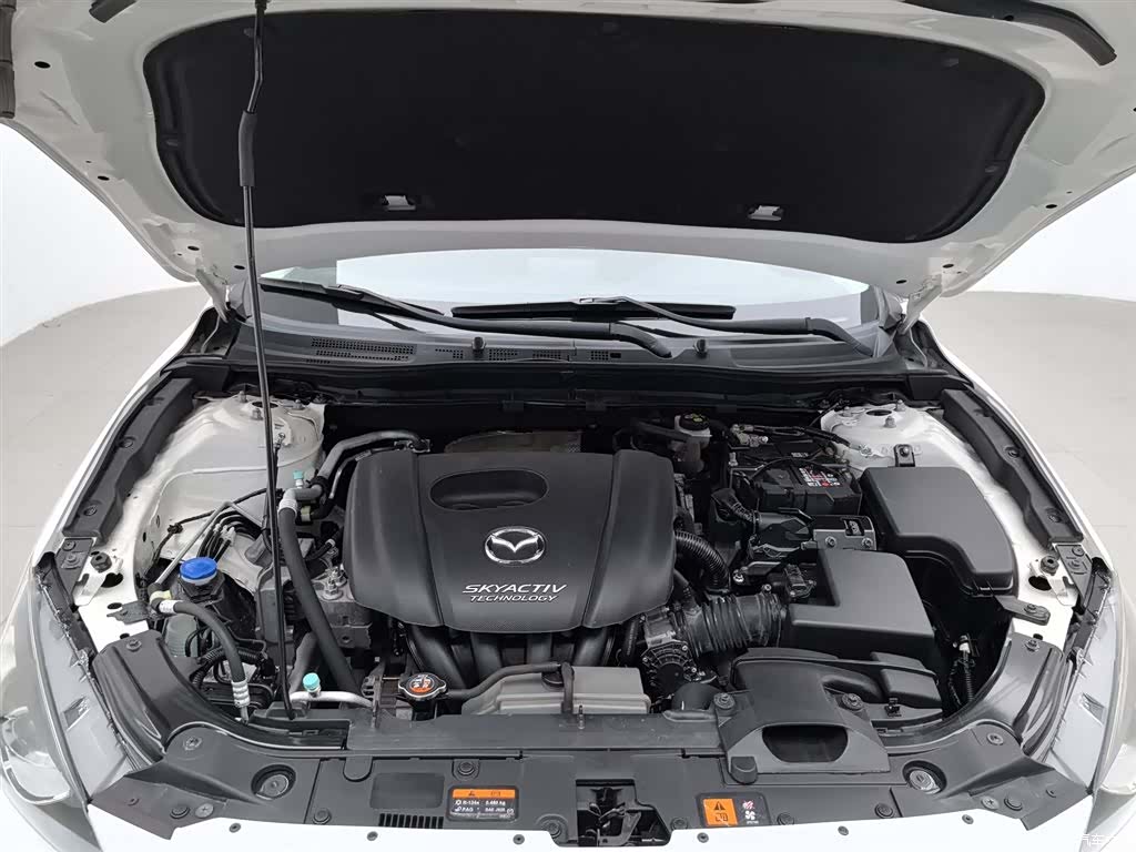 Mazda Mazda3, 2016 6