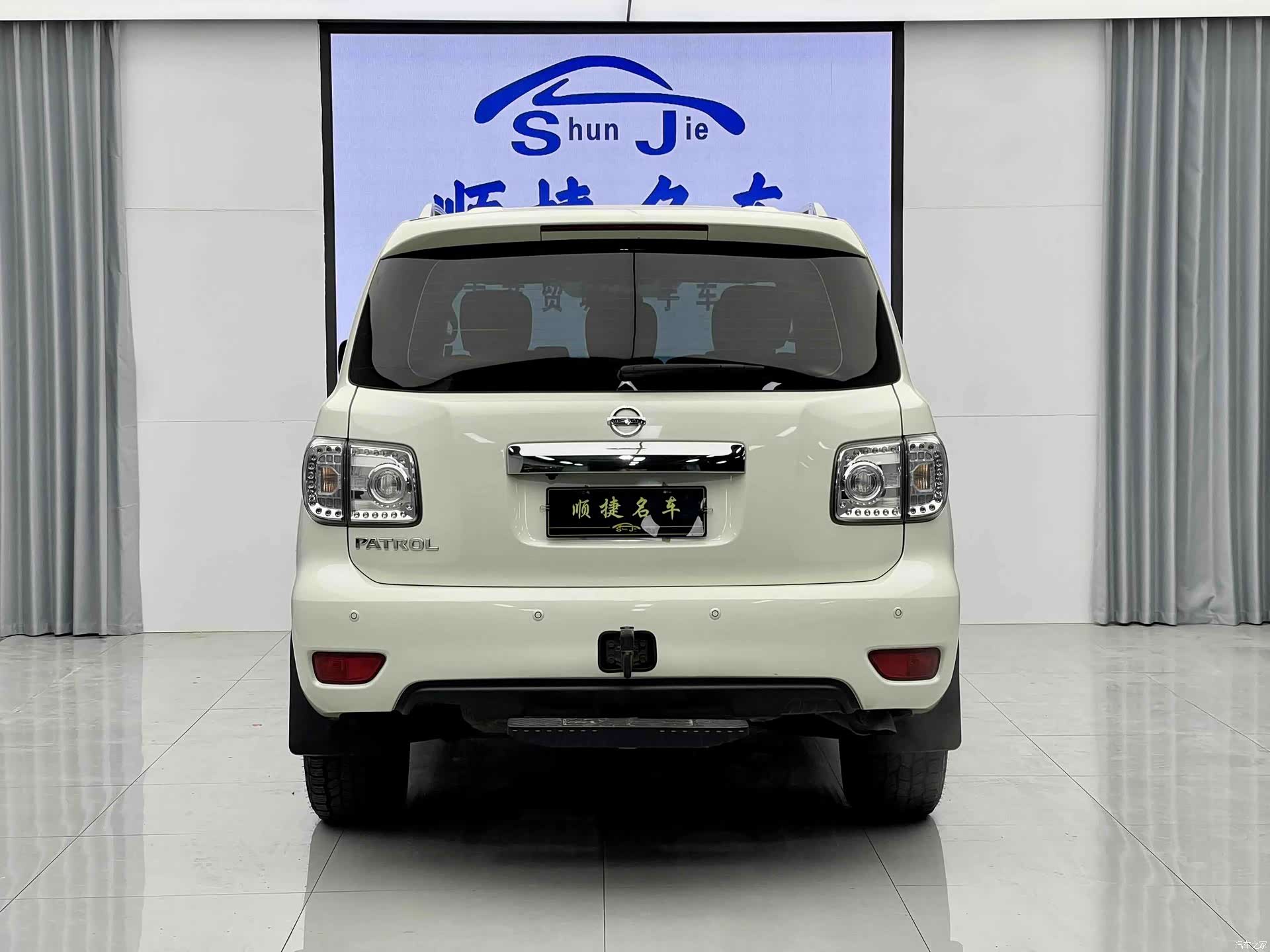 Nissan Patrol, 2017 21