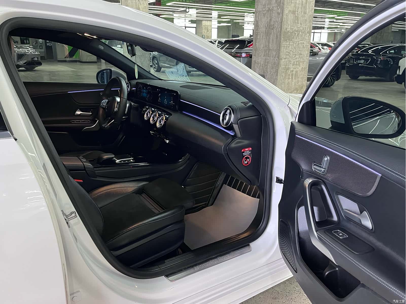 Mercedes-Benz A-Class, 2023 12