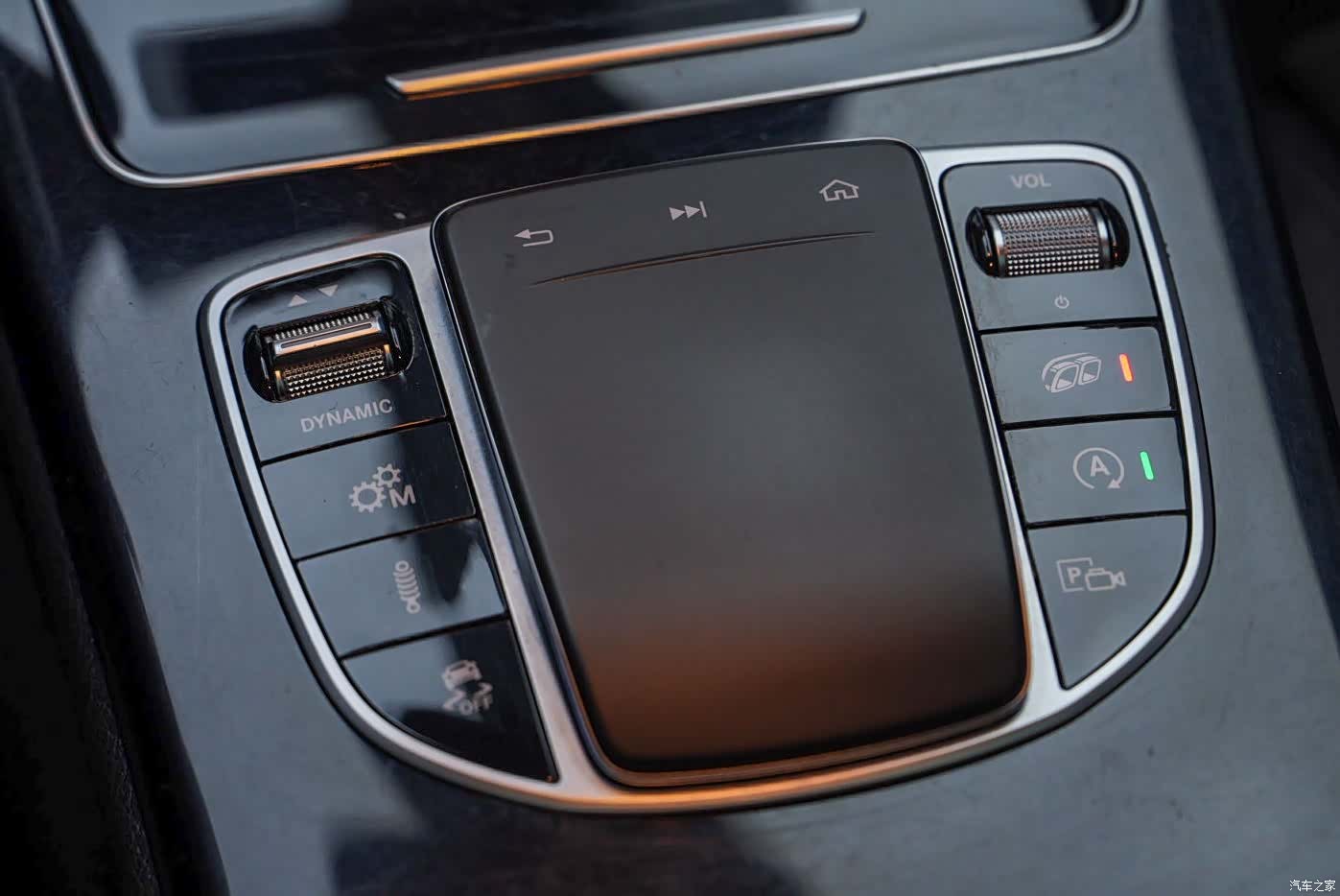 Mercedes-Benz C-Class, 2019 15