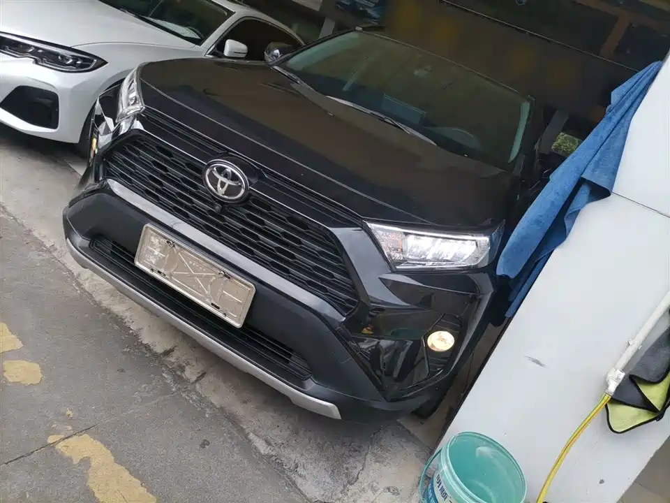 Toyota RAV4 Rongfang