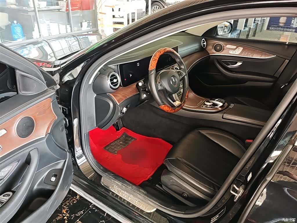Mercedes-Benz E-Class, 2018 16