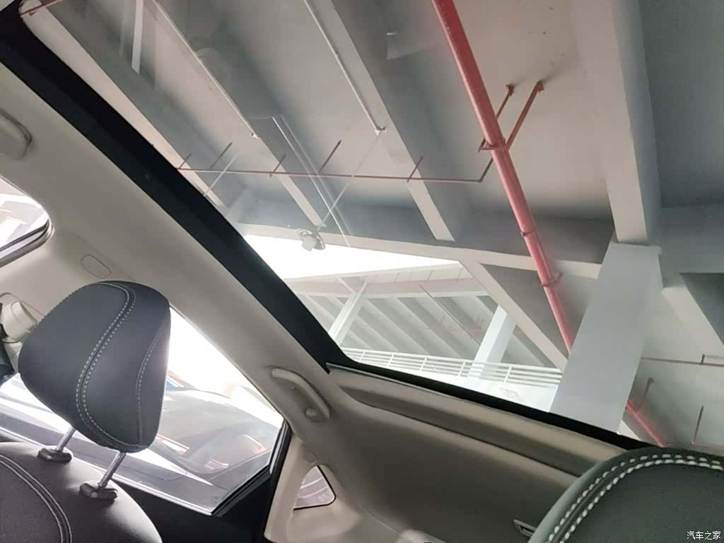 Geely Emgrand, 2018 18