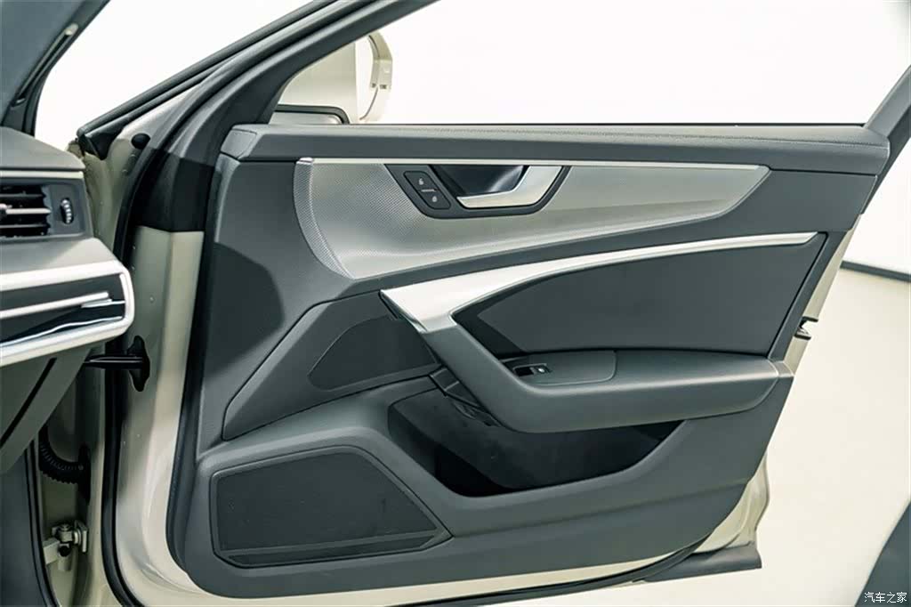 Audi A6L, 2019 12