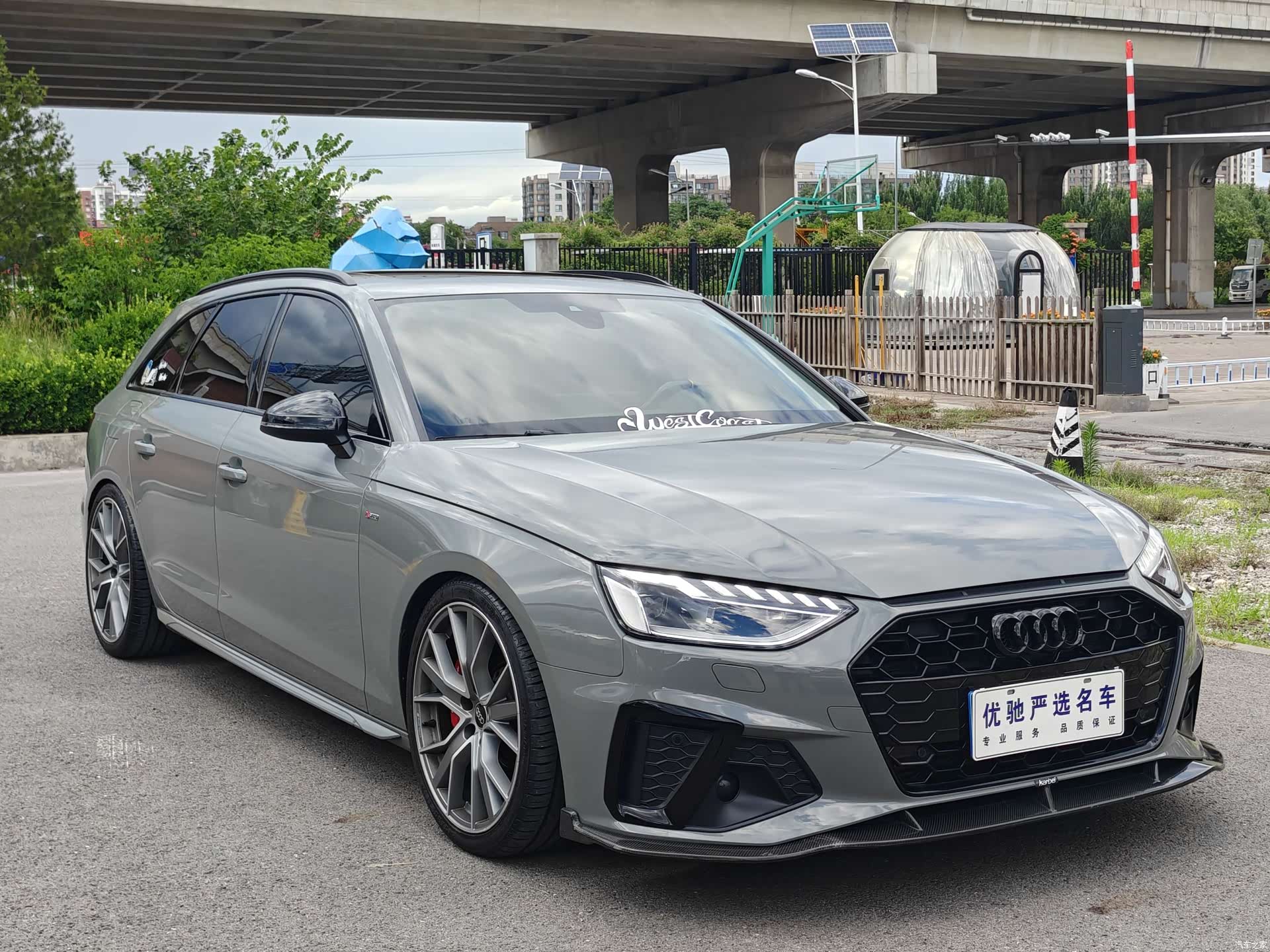 Audi A4, 2022 все фото