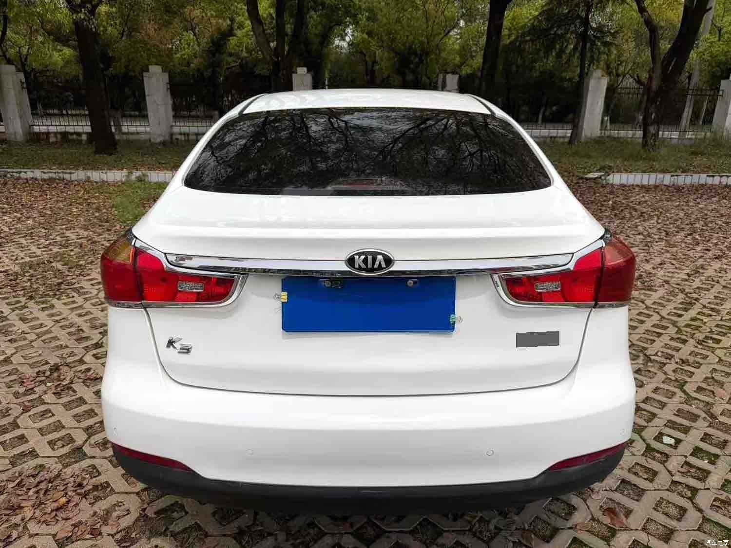 Kia K3, 2014 8