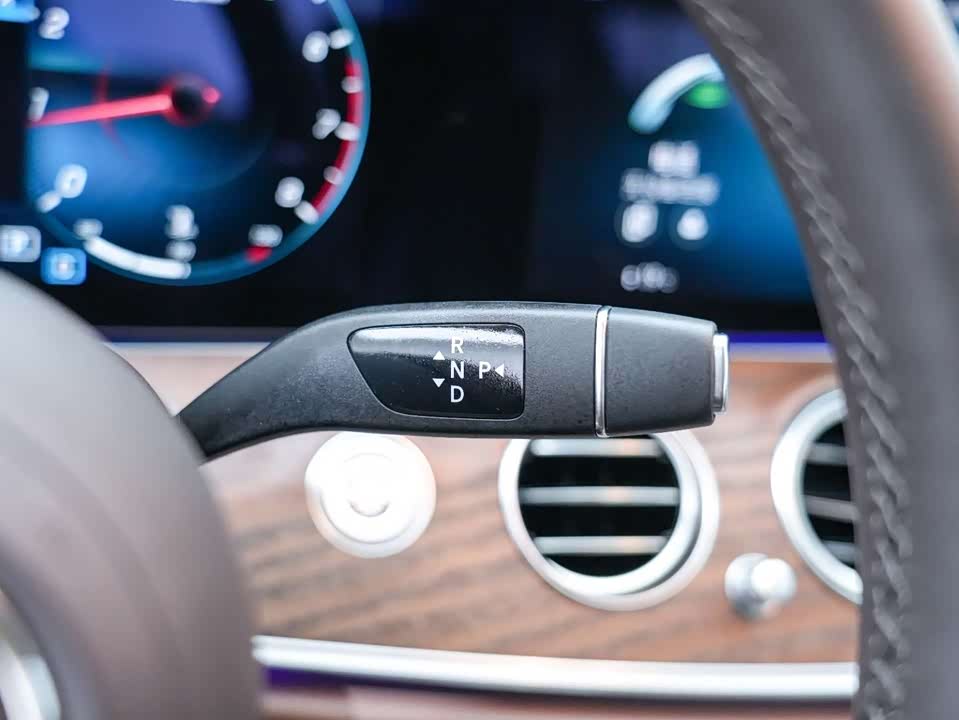 Mercedes-Benz E-class Mercedes-Benz E-class