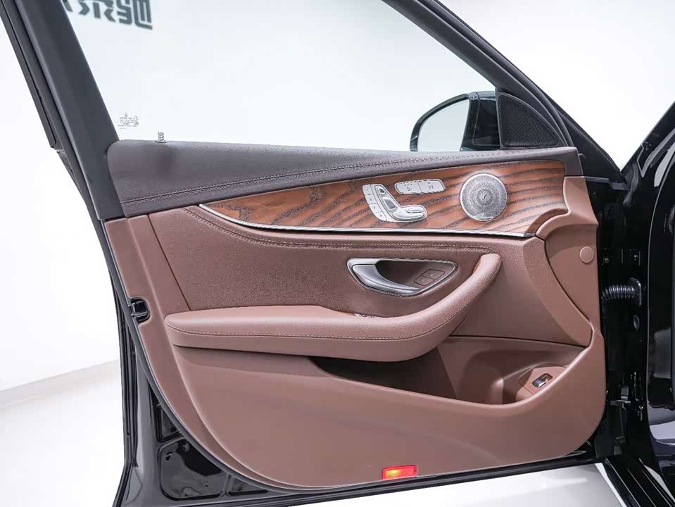 Mercedes-Benz E-class Mercedes-Benz E-class
