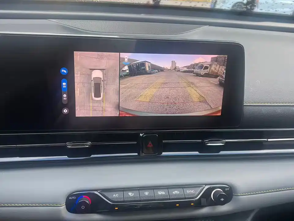 Trumpchi Shadow Leopard