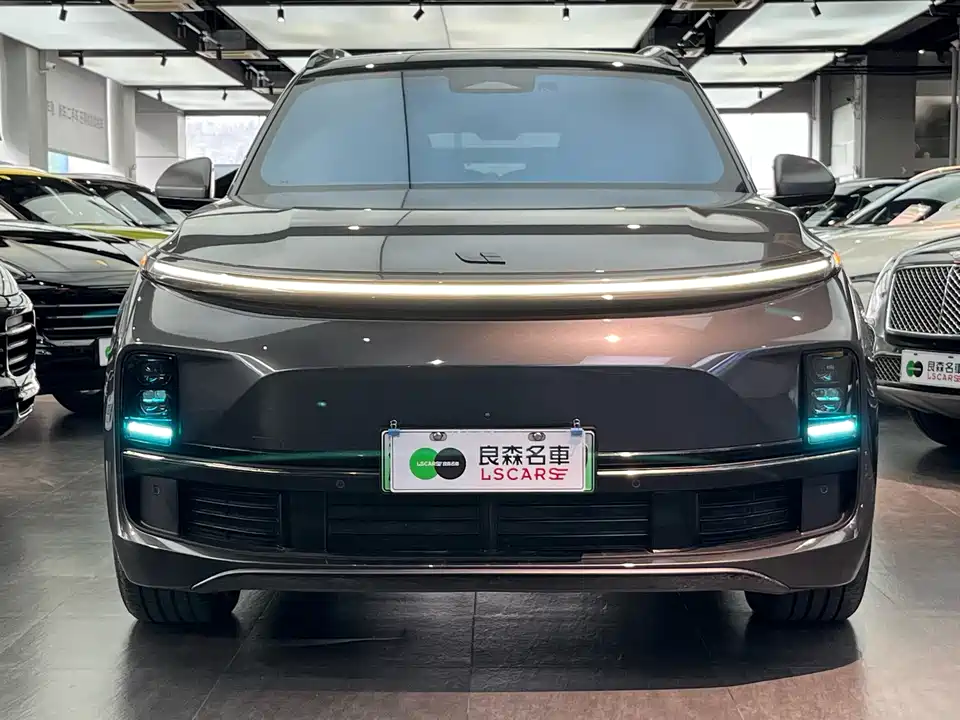 Li Auto Ideal L8