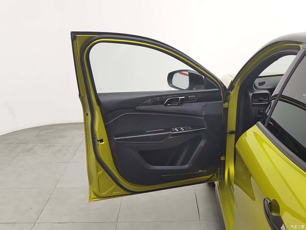Lynk & Co 01, 2019 8