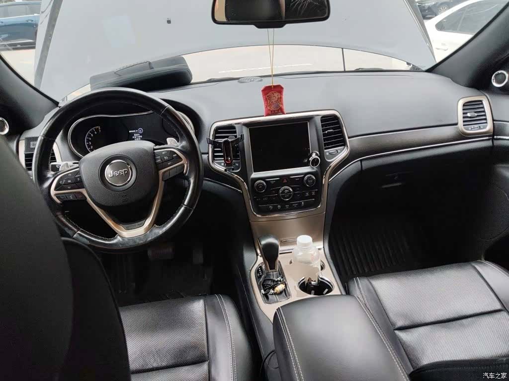 Jeep Grand Cherokee, 2017 10