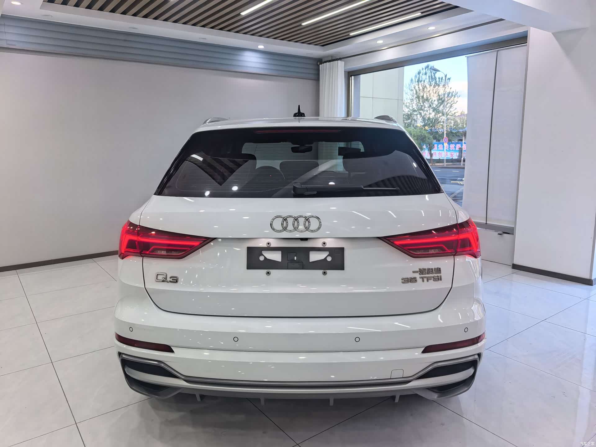 Audi Q3, 2022 все фото
