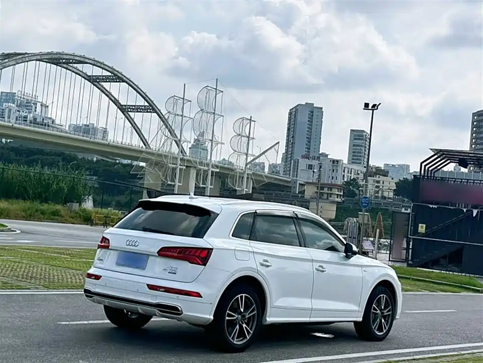 Audi Q5L