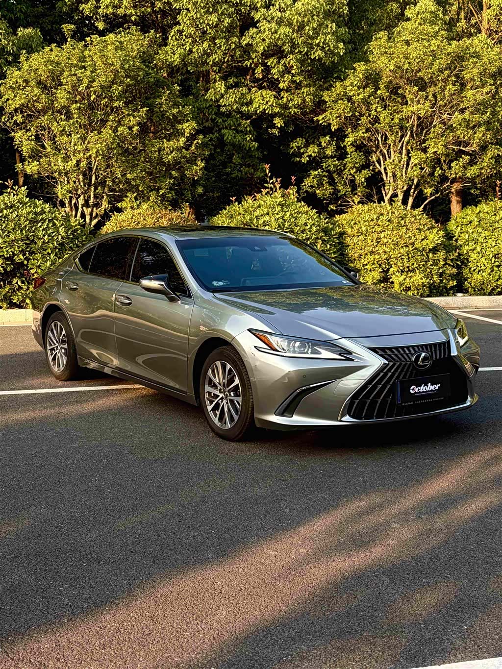 Lexus ES, 2024 4