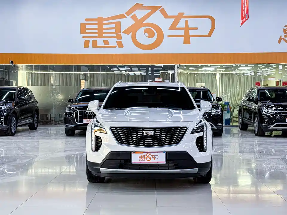 Cadillac XT4