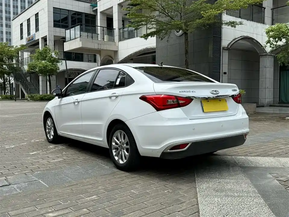 Chery Arrizo 5
