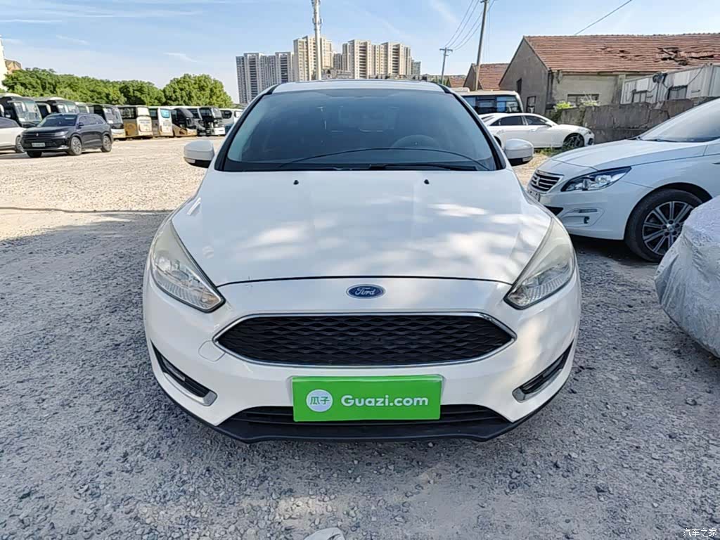 Ford Focus, 2015 3