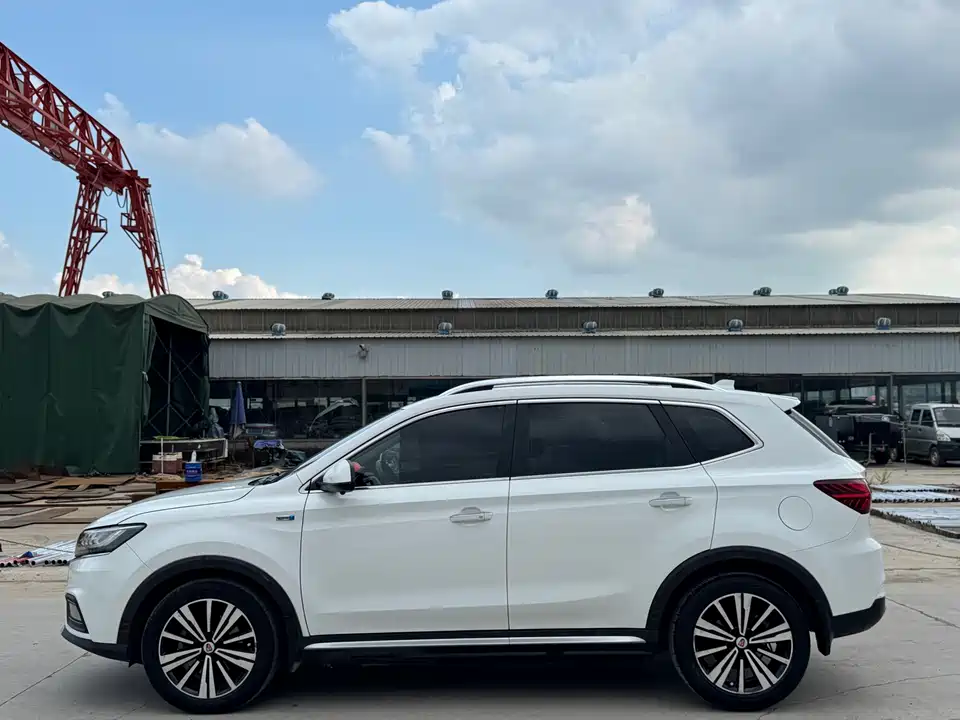Roewe RX5 Roewe RX5