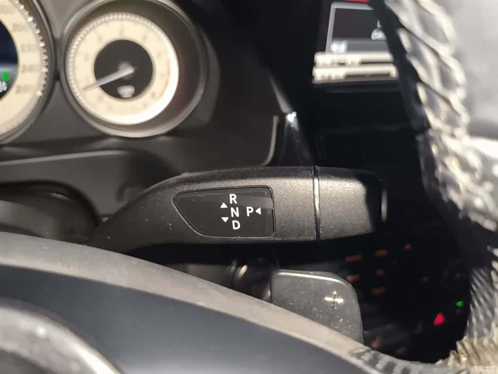 Mercedes-Benz E-Class, 2015 7