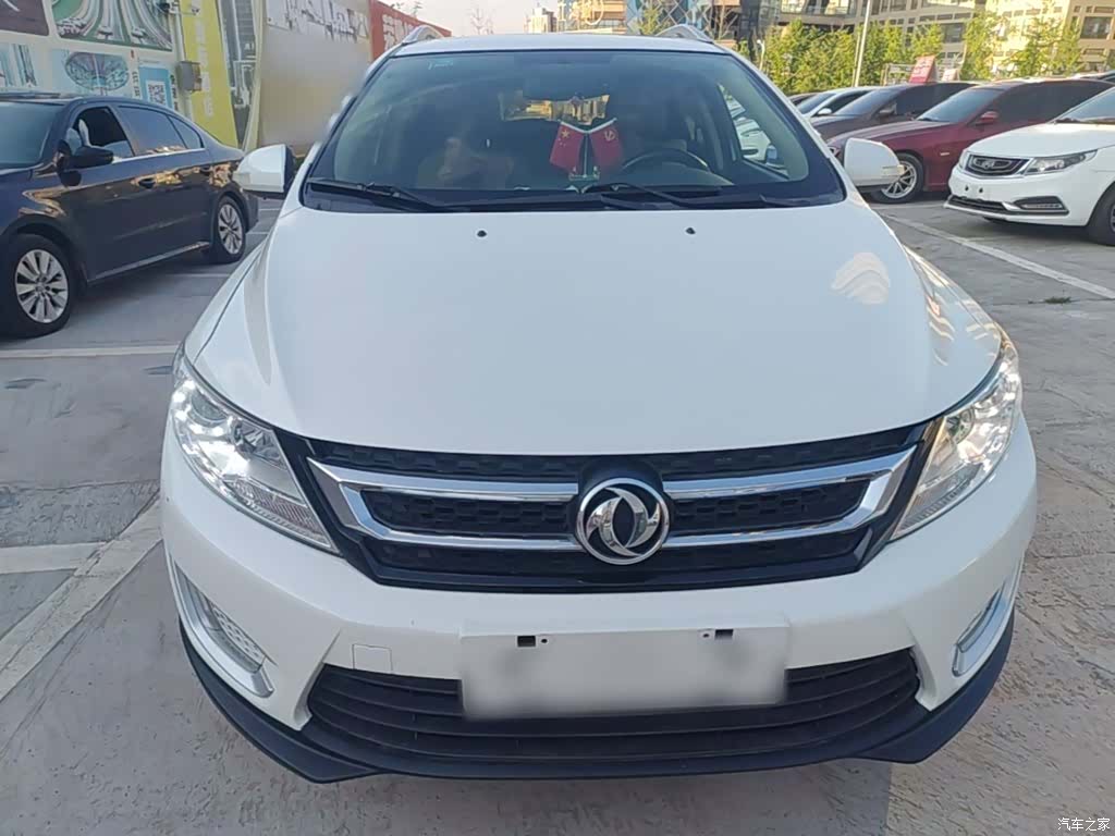 DongFeng AX3, 2016 3