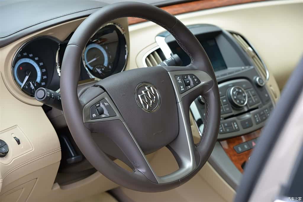 Buick LaCrosse, 2013 6