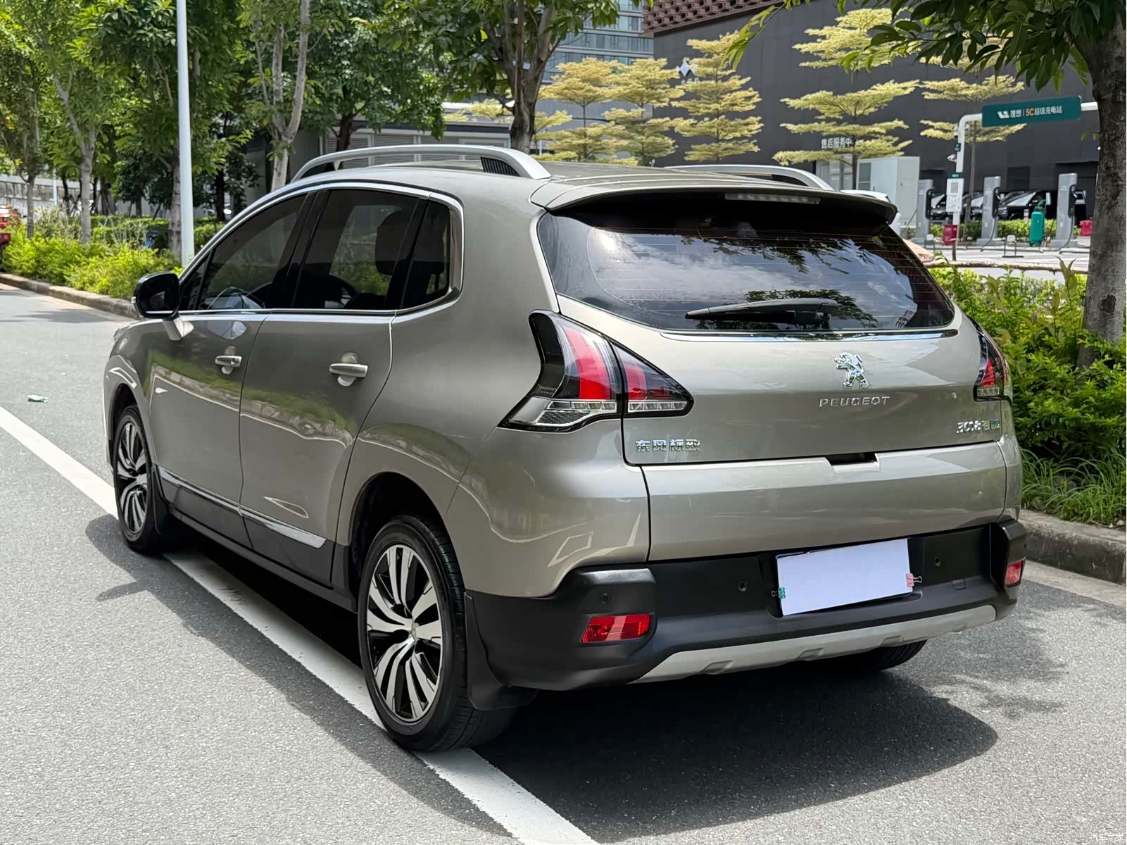 Peugeot 3008, 2017 14