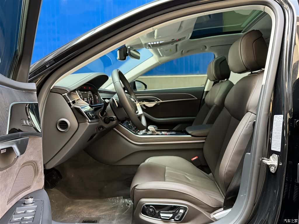Audi A8L, 2025 9
