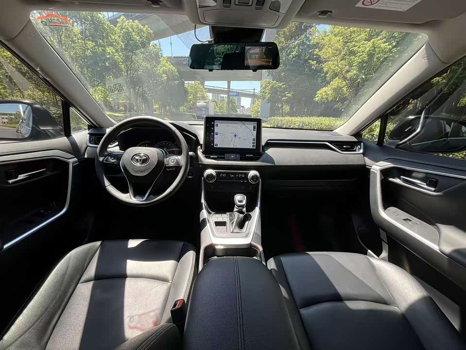 Toyota RAV4 Rongfang