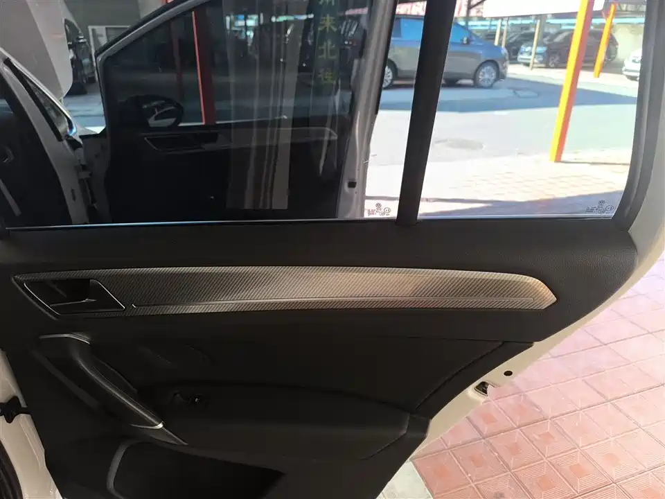 Volkswagen Golf*Jiayu