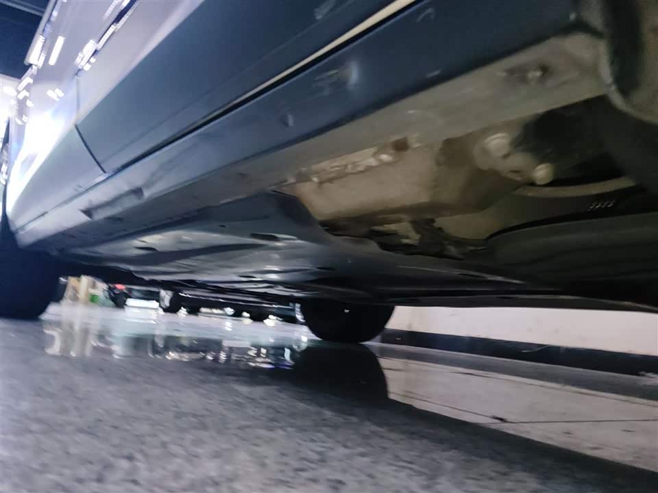 Volkswagen T-ROC exploring Songs