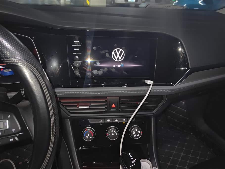 Volkswagen Sagitar