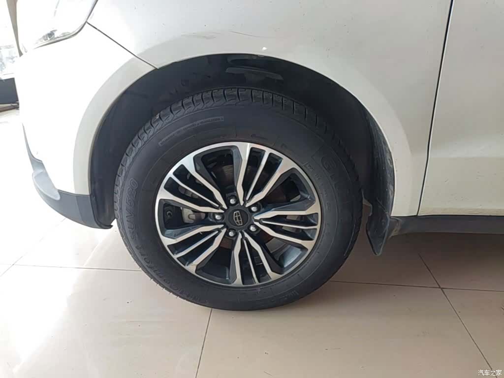 Geely X6, 2017 23