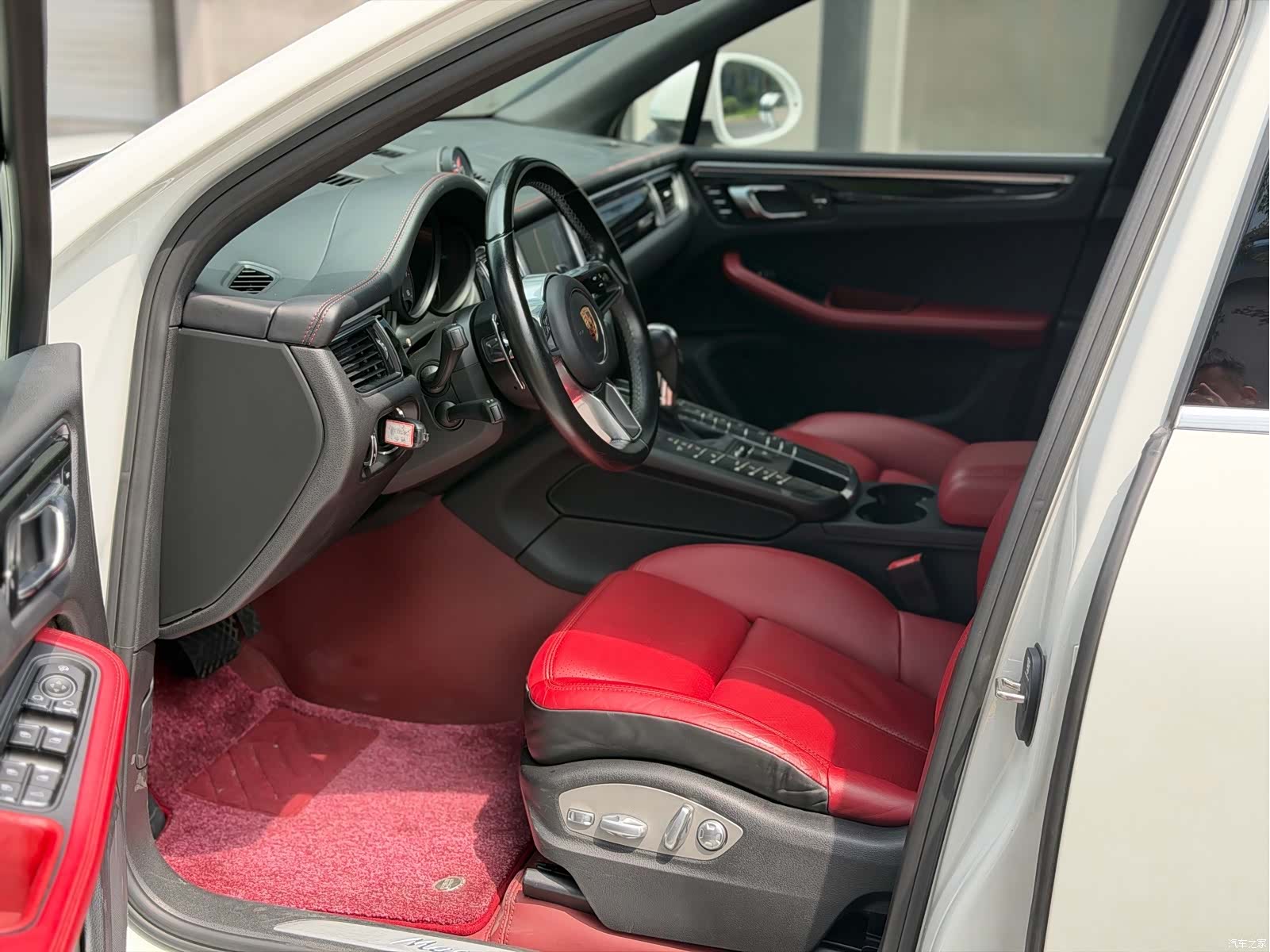 Porsche Macan, 2017 16
